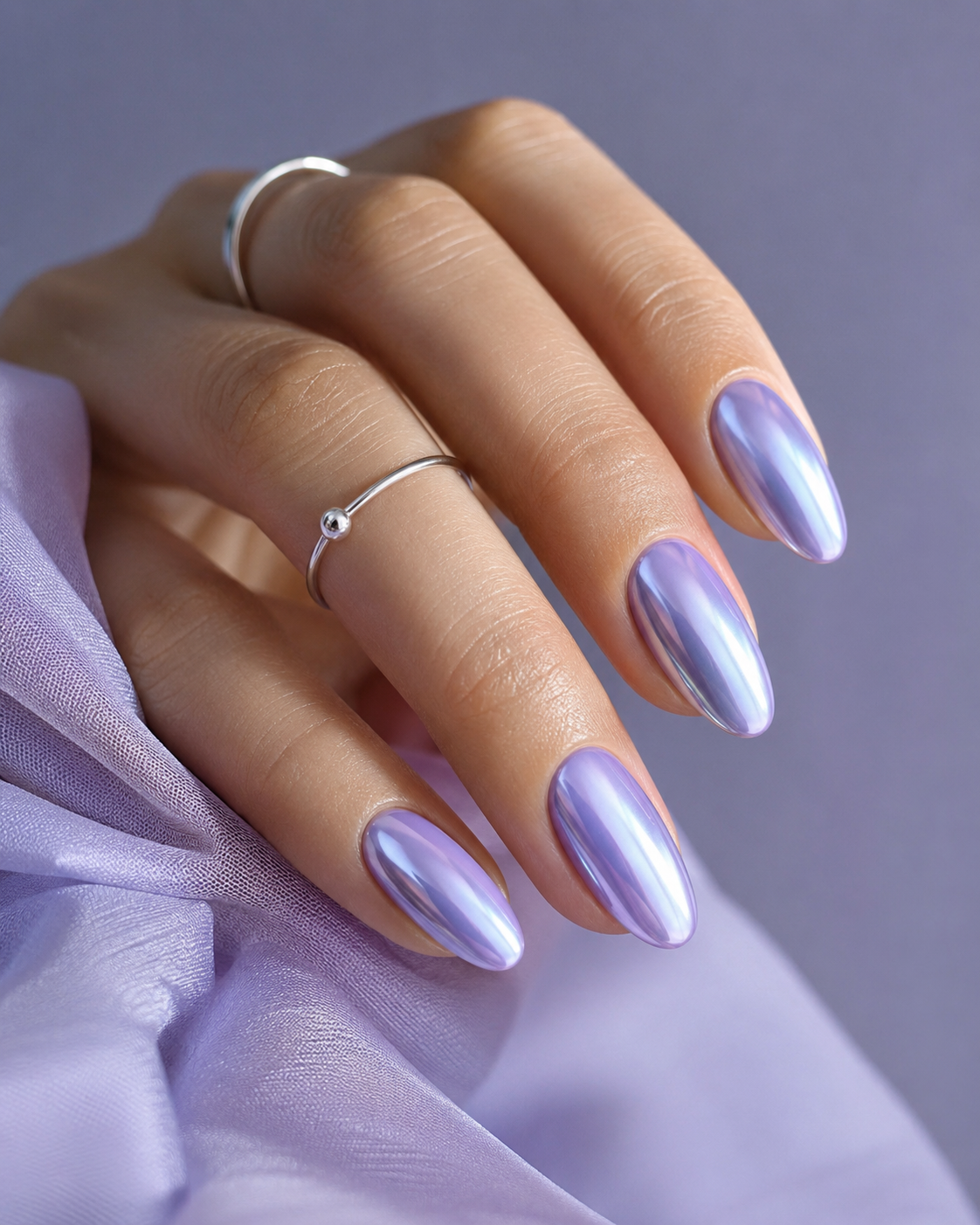 Lavender Chrome Nägel